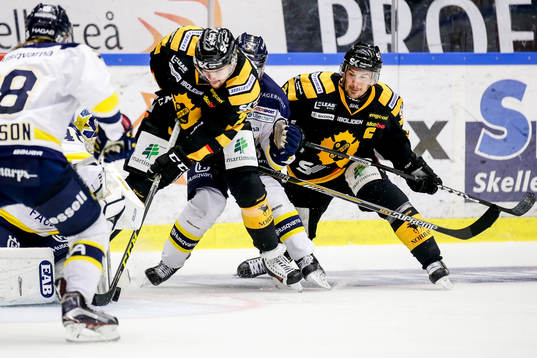 Skellefteås Axel Holmström  och Jimmie Ericsson
