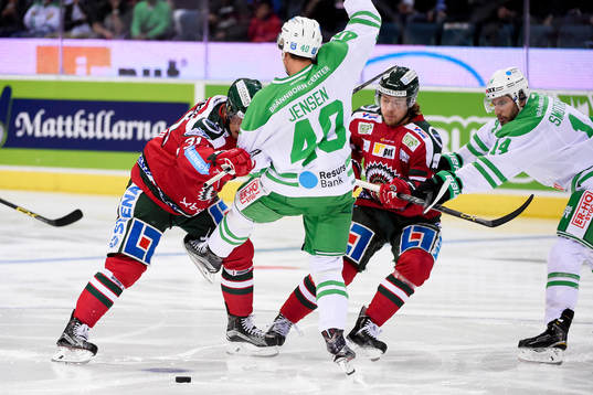 Frölundas Nicklas Lasu och Rögles Jesper Jensen