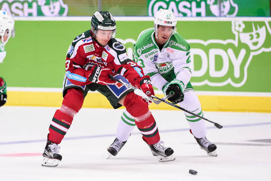 Frölundas Oliver Bohm och Rögles Daniel Sylwander