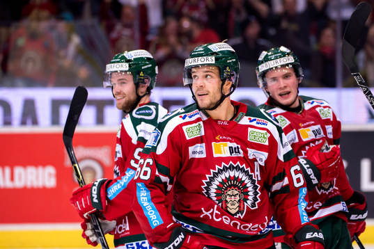Frölundas Oscar Fantenberg jublar