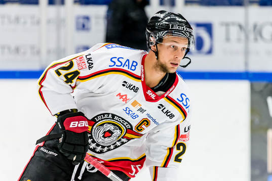 Luleås Johan Harju värmer upp
