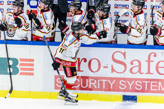 Luleås Jacob Micflikier jublar