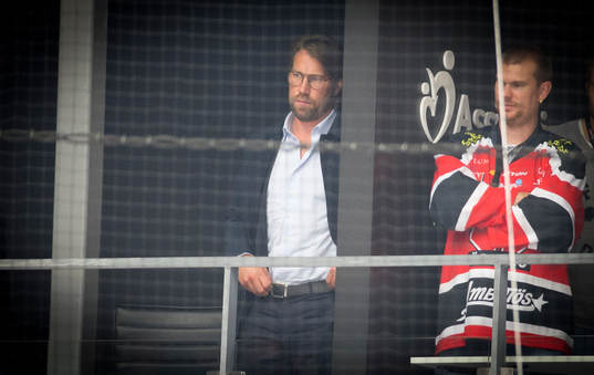 Modos General Manager Peter Forsberg deppar