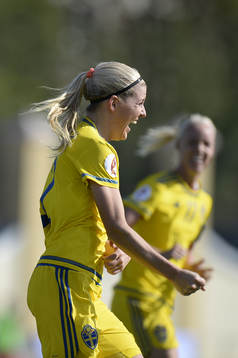 Sveriges Olivia Schough jublar