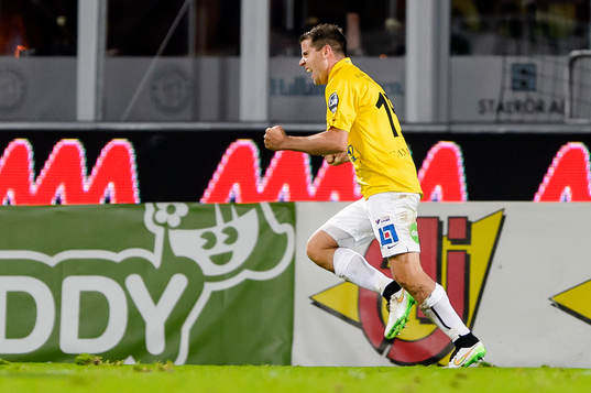 Falkenbergs Stefan Rodevåg jublar