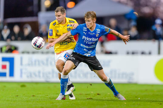 Falkenbergs Stefan Rodevåg och Halmstads Eric Smith