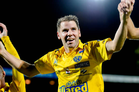 Falkenbergs Stefan Rodevåg jublar