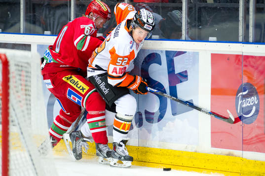 Modos Ludvig Nilsson och Karlskronas Maksim Matushkin