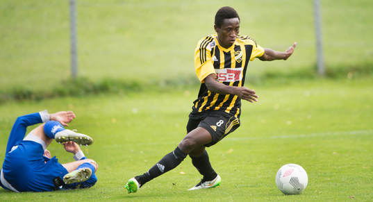 IFK Hässleholms Mamudu Moroi matchen i division 2 mellan