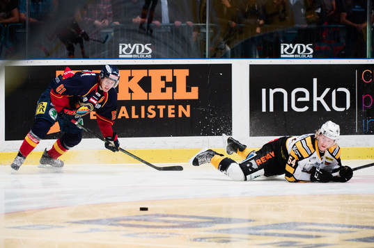 Djurgårdens Markus Ljungh och Skellefteås Anton Lindholm