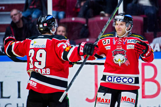 Malmö Redhawks Eric Himelfarb kramar om Frederik Storm