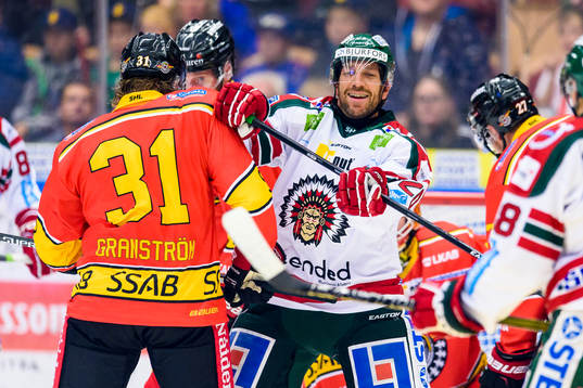 Luleås Jonathan Granström och Frölundas Joel Lundqvist i