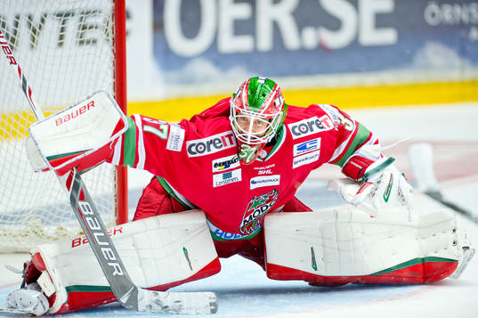 Modos målvakt Adam Reideborn