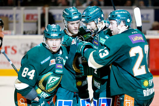 Färjestads Magnus Nygren jublar