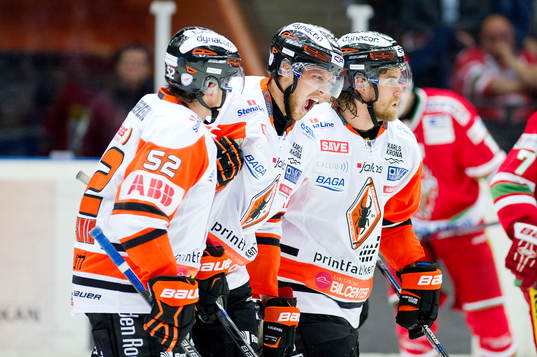Karlskronas David Westlund grimaserar