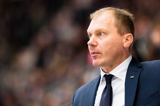 s tränare Johan Lindbom