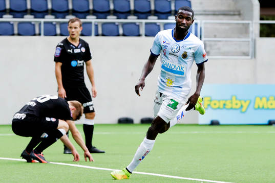 Bläddra bland fler bilder av Fotboll, Allsvenskan, Gefle - Helsingborg