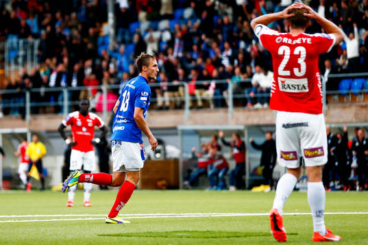 Åtvidabergs Tor Öyvind Hovda jublar