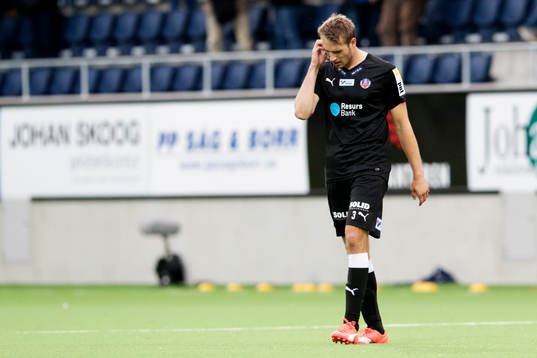 Helsingborgs Frederik Helstrup Jensen deppar