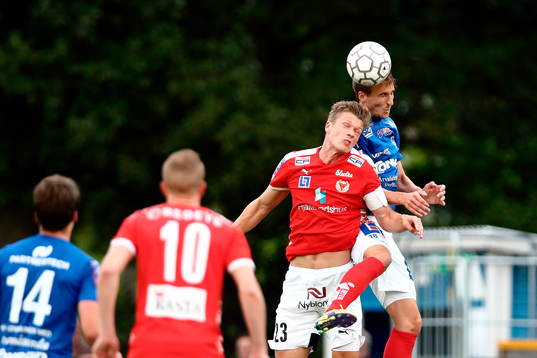 Kalmars Viktor Elm och Åtvidabergs Tor Øyvind Hovda