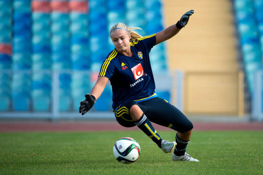 Sveriges målvakt Hilda Carlén