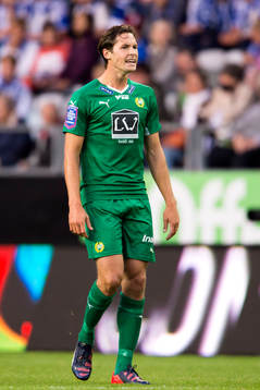 Hammarbys Philip Haglund reagerar
