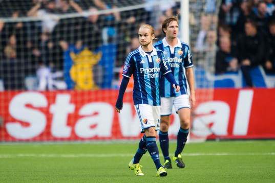 Djurgårdens Daniel Berntsen och Jesper Arvidsson deppar