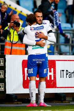Norrköpings Emir Kujovic och Christoffer Nyman jublar