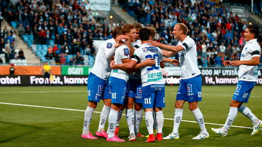Norrköpings spelare jublar