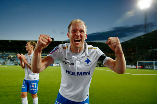 Norrköpings Linus Wahlqvist och Andreas Johansson jublar