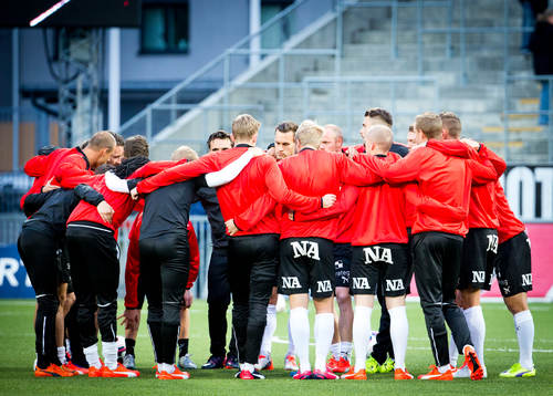 Örebro laddar