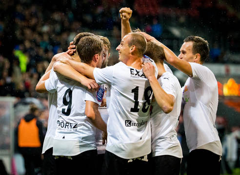 Örebros Astrit Ajdarevic, Pär Eriksson och Martin Broberg