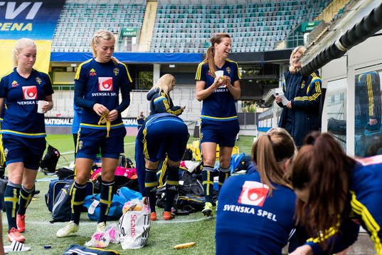 Linda Sembrant, Lotta Schelin mfl