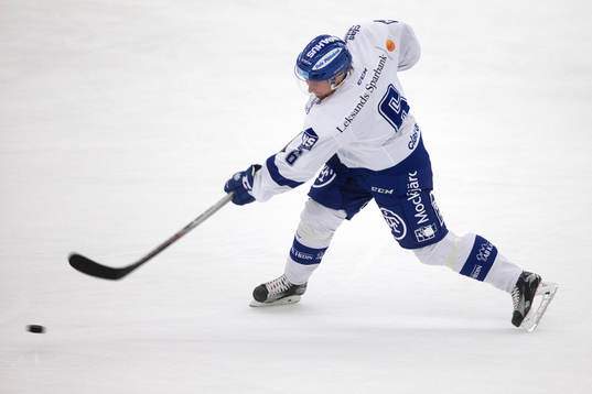 Leksands Filip Cruseman innan ishockeymatchen mellan