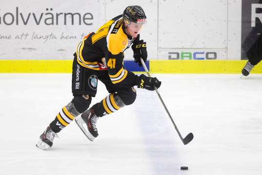 Panterns Kim Rosdahl i ishockeymatchen mellan Pantern och