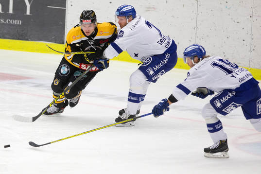 Panterns Pontus Netterberg och Leksands Tobias Ericsson i