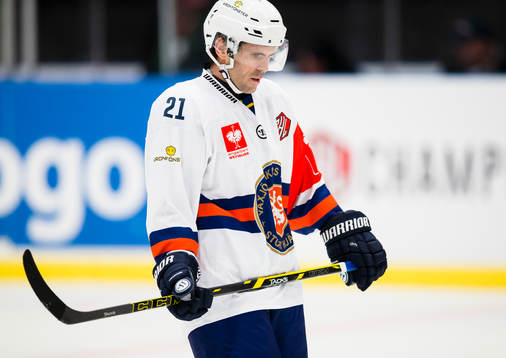 Växjös Cory Murphy ser deppig ut