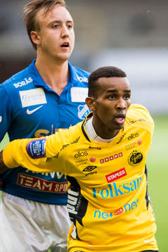 Elfsborgs Aydrus Hassan Ibrahim och Norrbys Marcus Pedersen