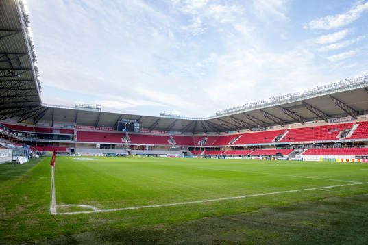 Guldfågeln arena interiör