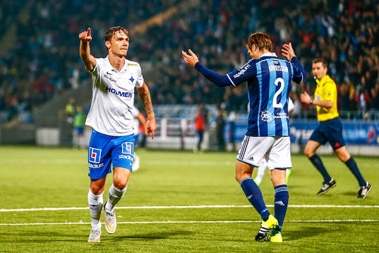 Norrköpings Linus Wahlqvist jublar