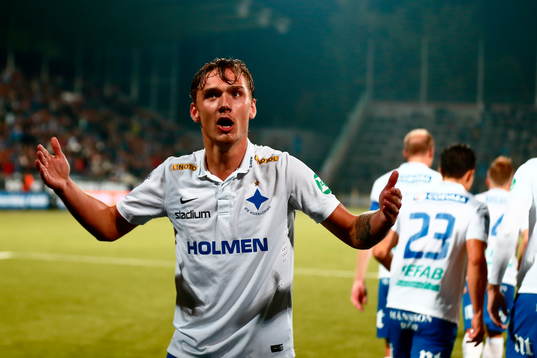 Norrköpings Linus Wahlqvist jublar