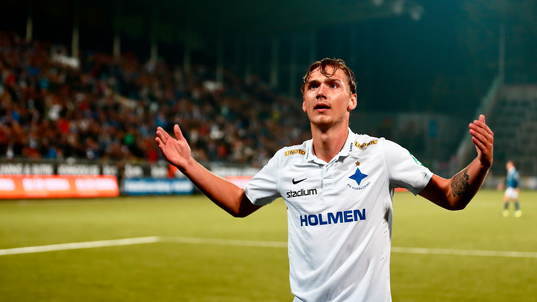 Norrköpings Linus Wahlqvist jublar