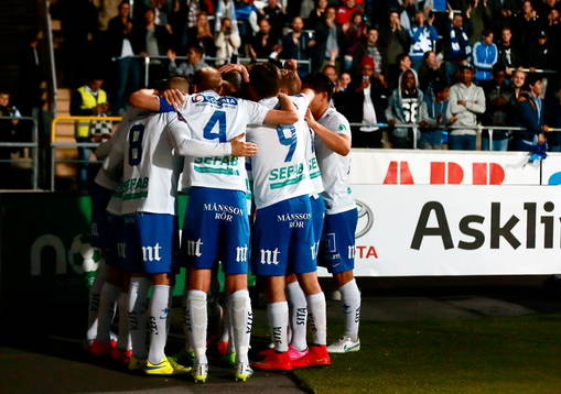 Norrköpings spelare jublar