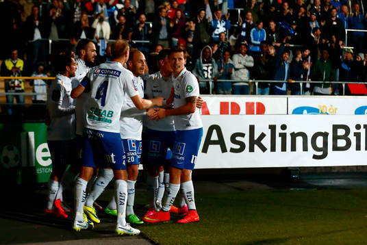 Norrköpings spelare jublar