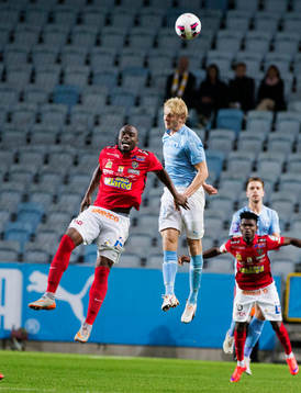 Malmös Franz Brorsson och Falkenbergs Hakeem Araba