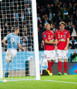 Falkenbergs Rasmus Sjöstedt och Adam Eriksson deppar medan