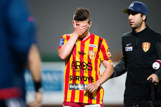 Syrianskas Igor Santos Koppe fick gå av planen