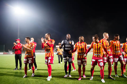 Syrianskas spelare firar segern