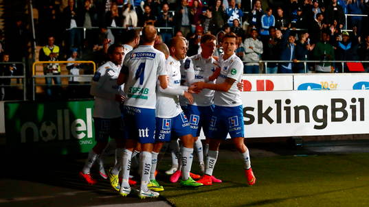 Norrköpings spelare jublar