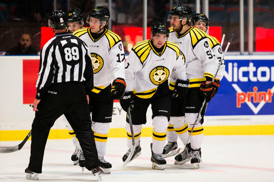Brynäs Ponthus Westerholm (m) jublar